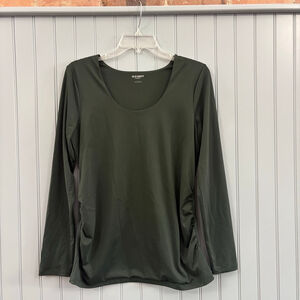 Old Navy Maternity Long Sleeve Tee Green L